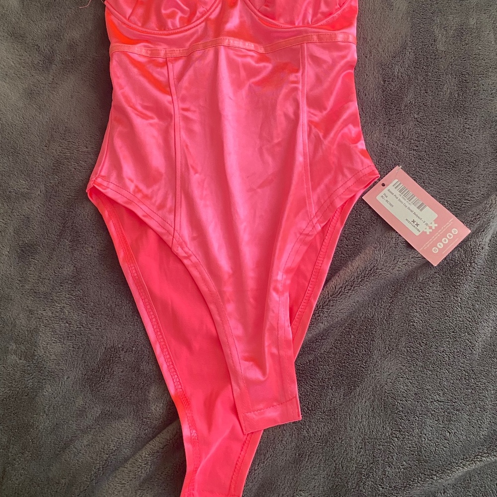 Bodysuit - Picture 2 of 4